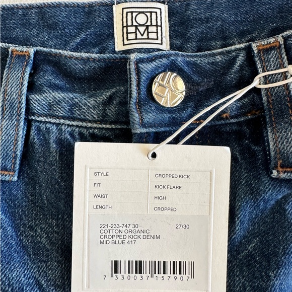 Toteme Cropped Kick Denim Mid Blue - Picture 5 of 8